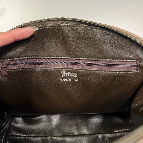 Artbag Vintage Dome Leather Taupe Crossbody Bag Made in Italy - Picture 11 of 16